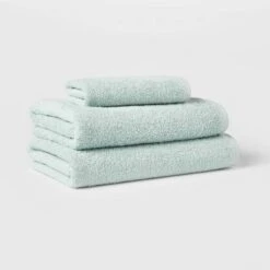 Everyday Bath Towel - Room Essentials™ -Room Essentials GUEST a30e6e53 92c2 4288 a3a1 9b451e31a86d